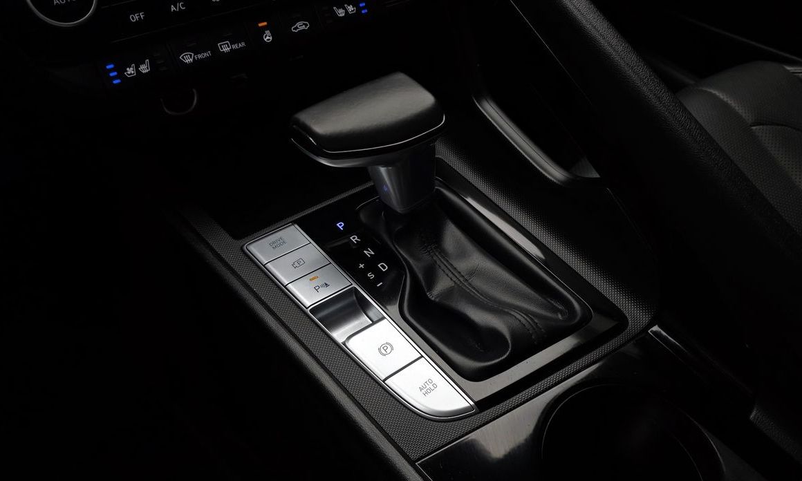 Hyundai AVANTE 2021