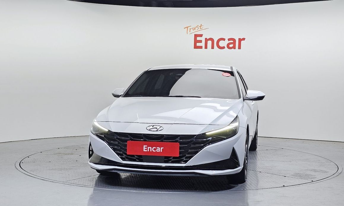 Hyundai AVANTE 2021