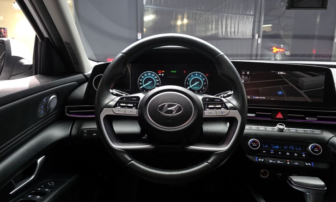 Hyundai AVANTE 2021