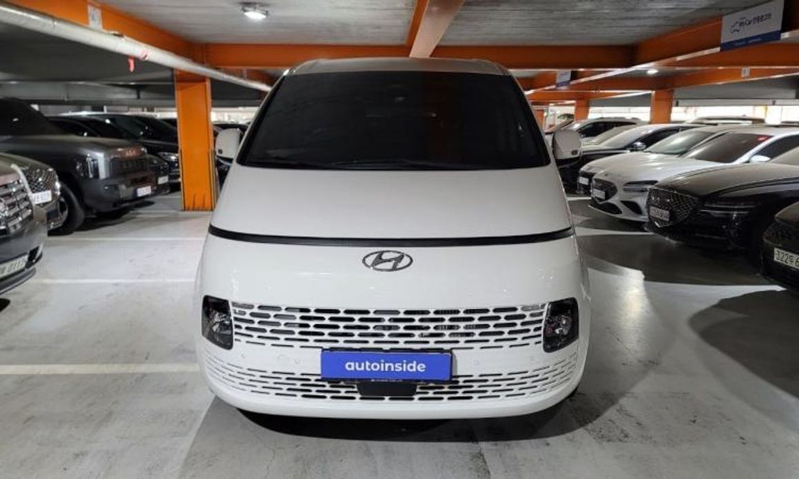 Hyundai Staria 2023