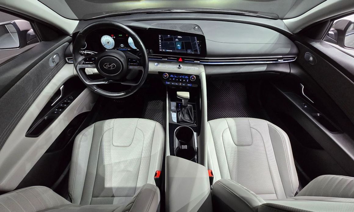 Hyundai AVANTE 2021