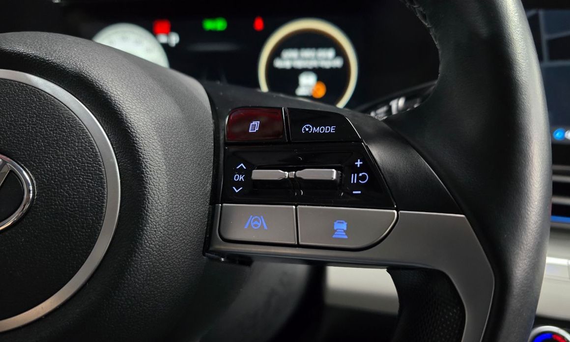 Hyundai AVANTE 2021