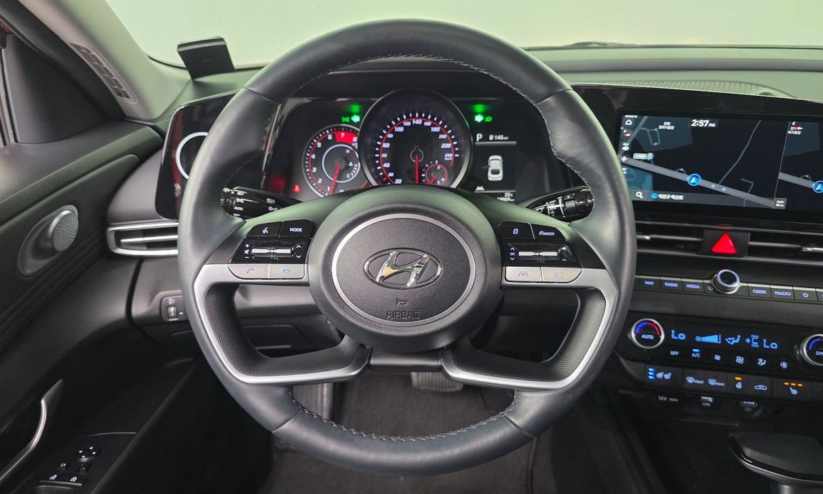 Hyundai AVANTE 2022