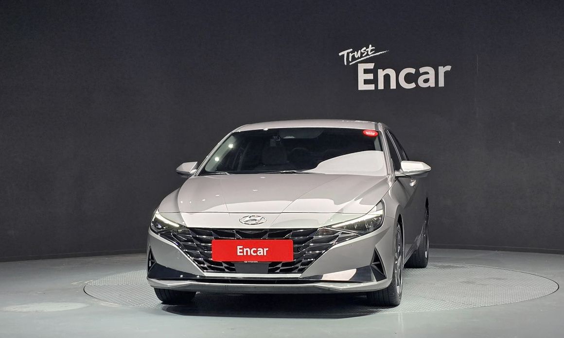 Hyundai AVANTE 2021