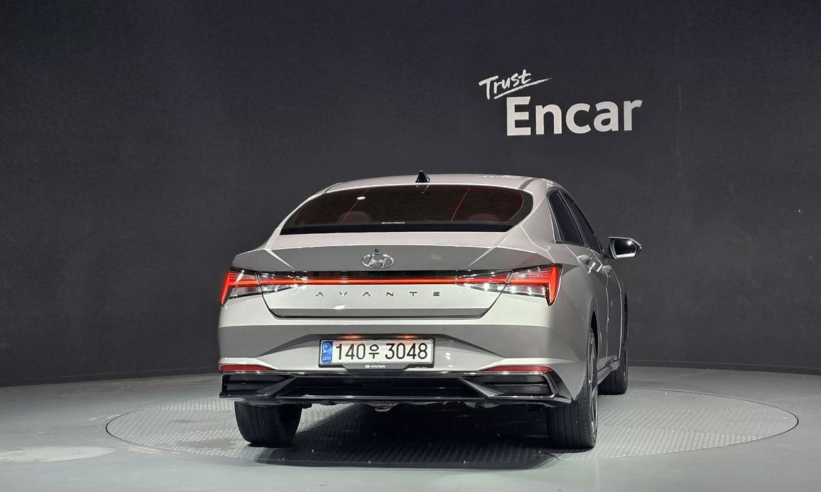 Hyundai AVANTE 2021