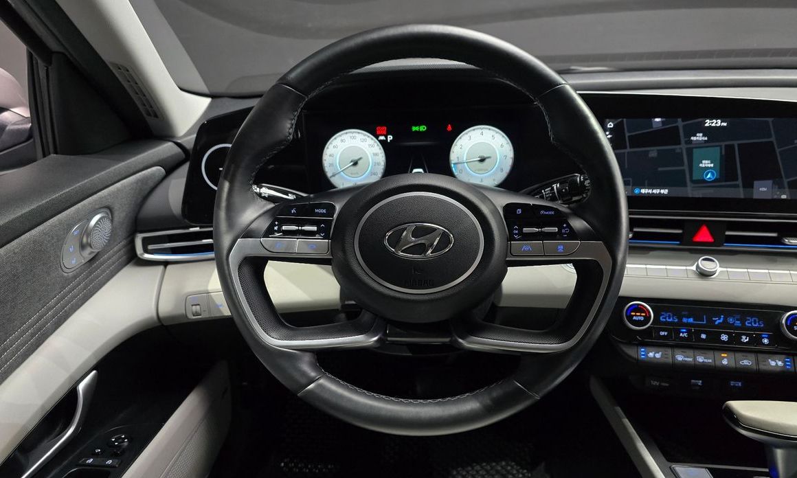 Hyundai AVANTE 2021