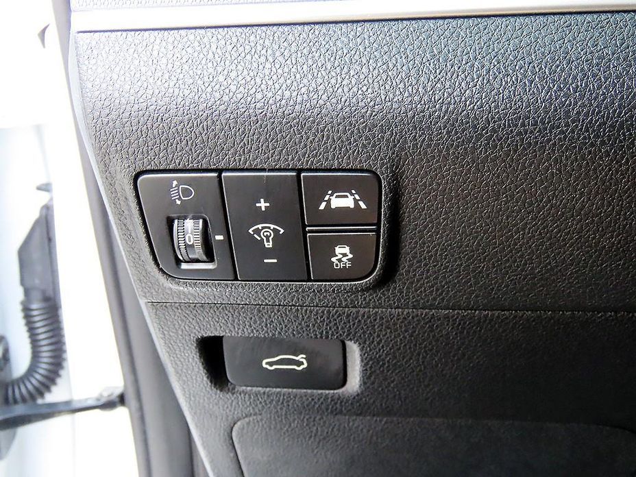Kia K5 2023