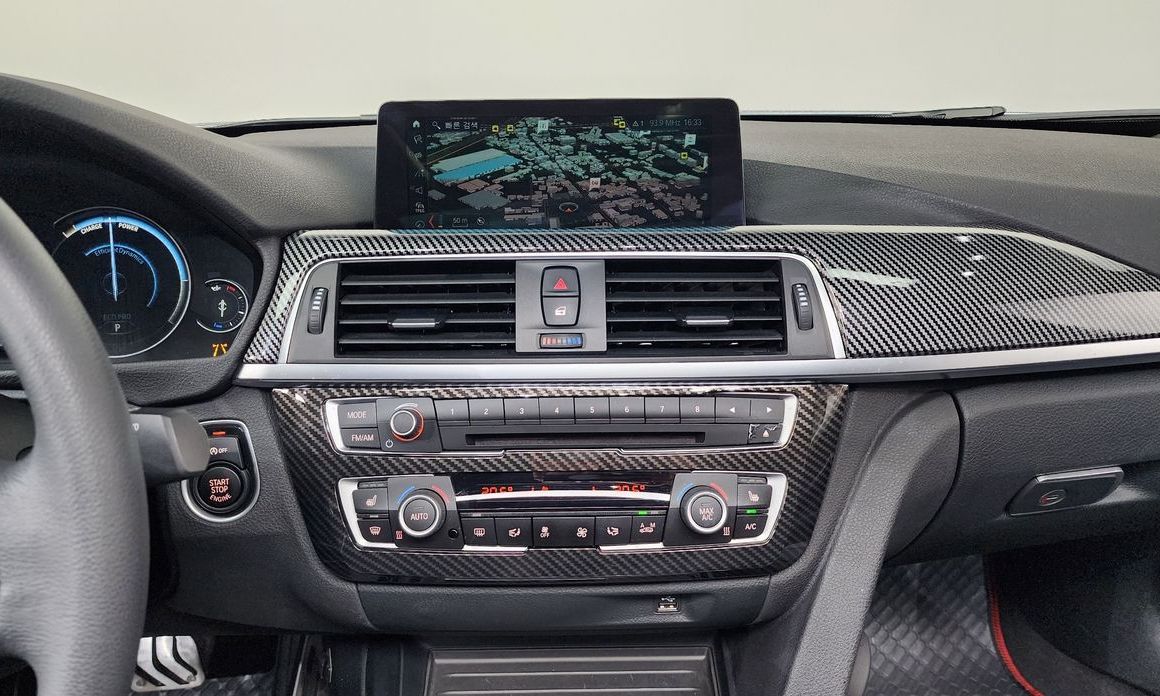 BMW 3-Series 2018