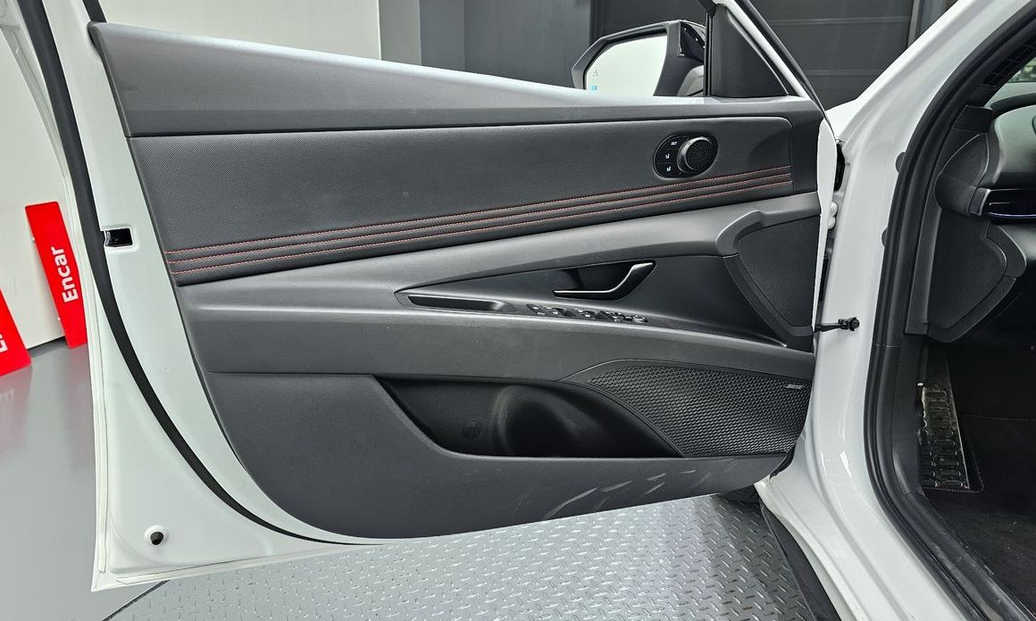 Hyundai AVANTE 2024