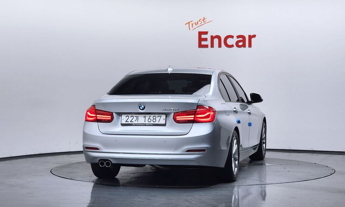 BMW 3-Series 2018