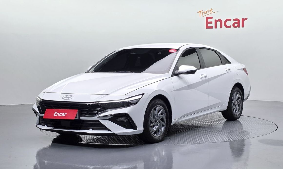 Hyundai AVANTE 2025