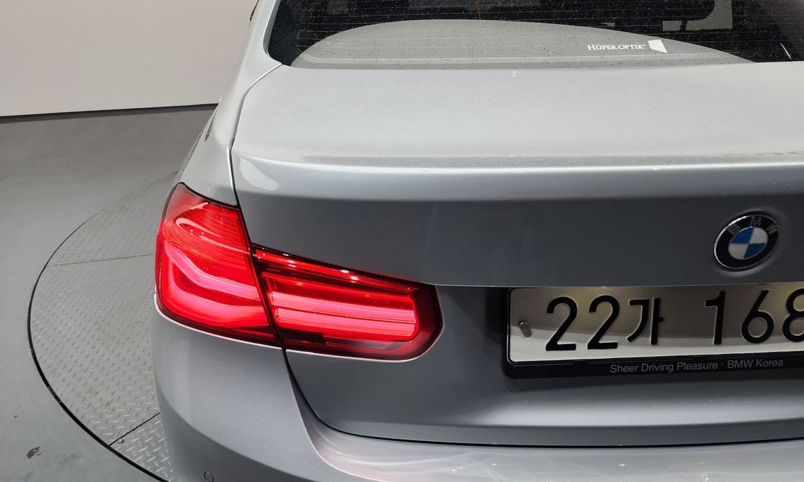 BMW 3-Series 2018