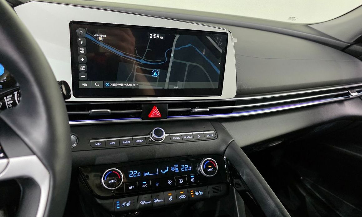 Hyundai AVANTE 2025