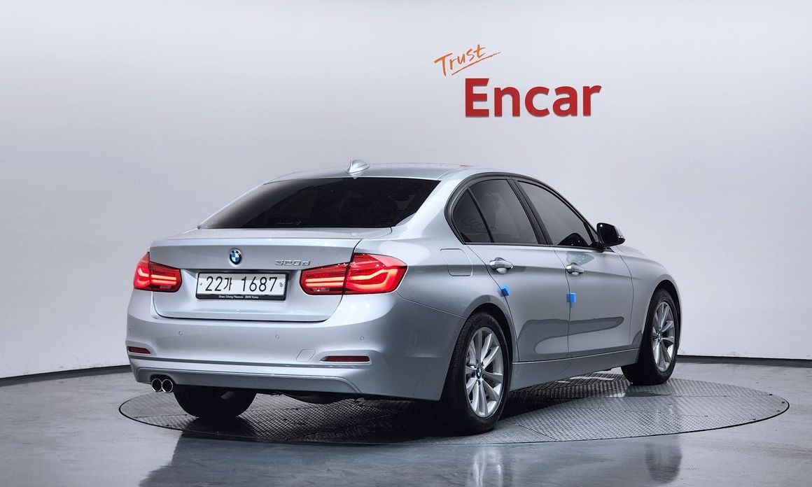 BMW 3-Series 2018