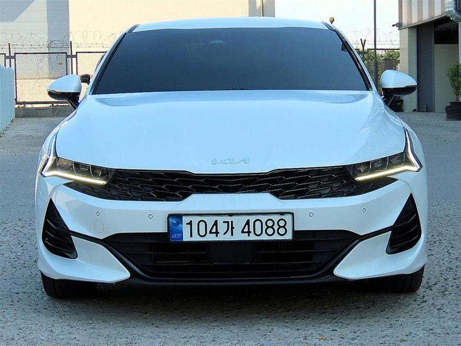Kia K5 2023