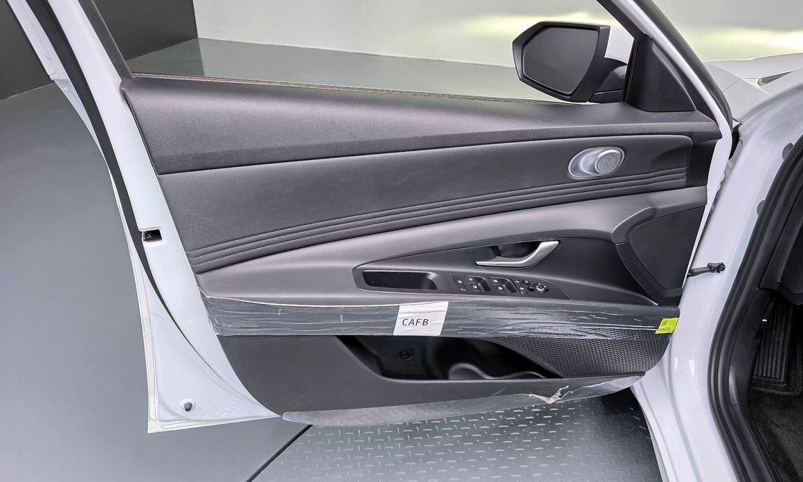 Hyundai AVANTE 2025