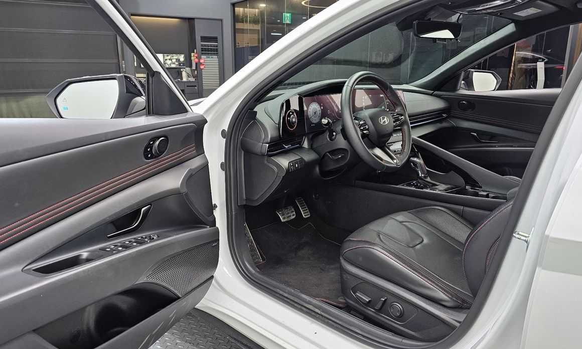 Hyundai AVANTE 2024