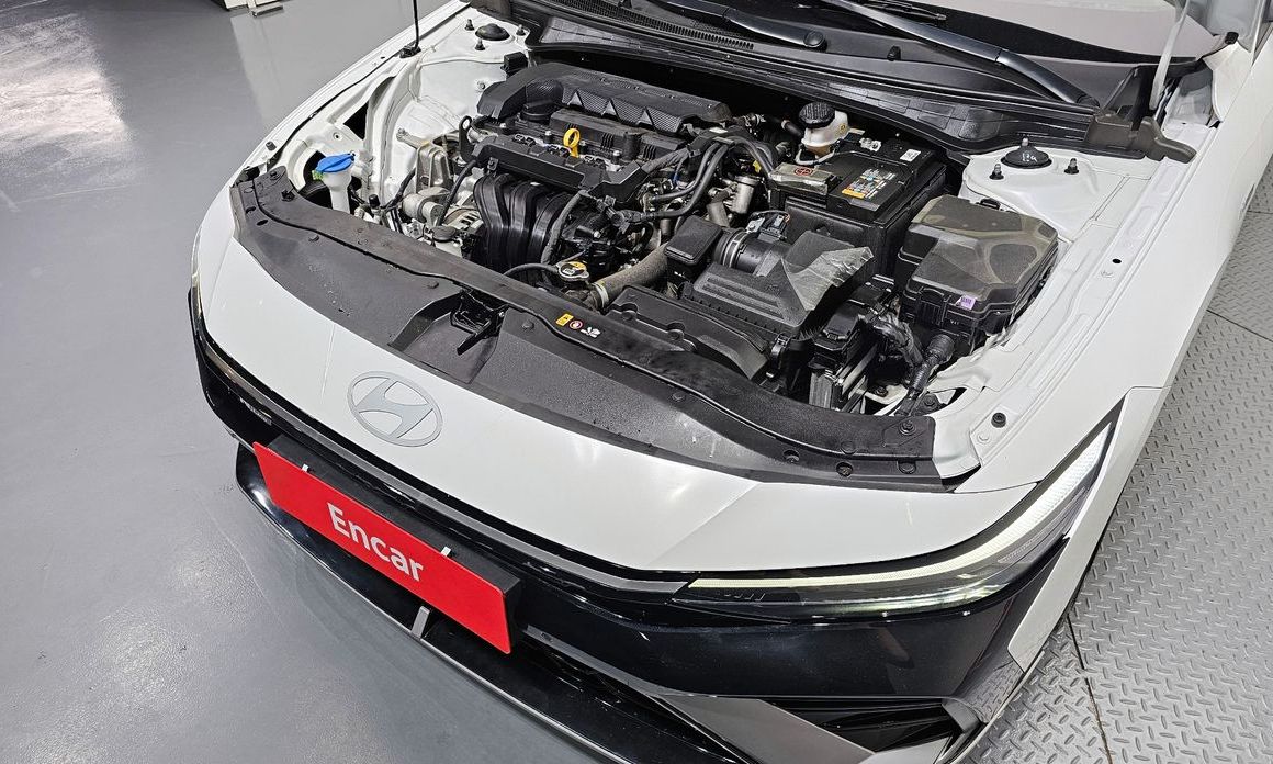 Hyundai AVANTE 2024