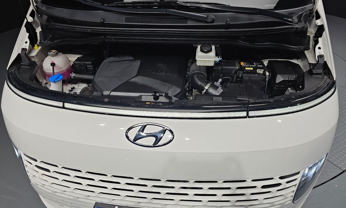 Hyundai Staria 2023