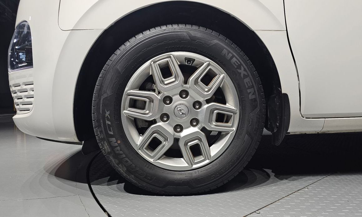 Hyundai Staria 2023