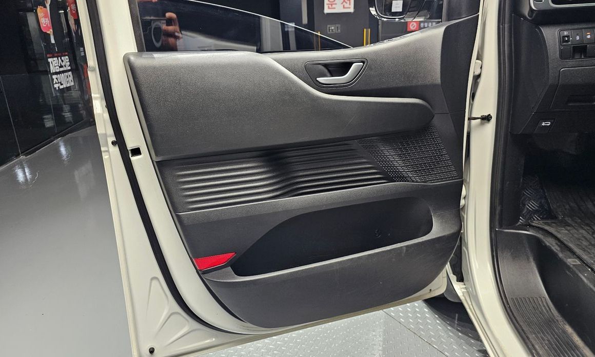 Hyundai Staria 2023