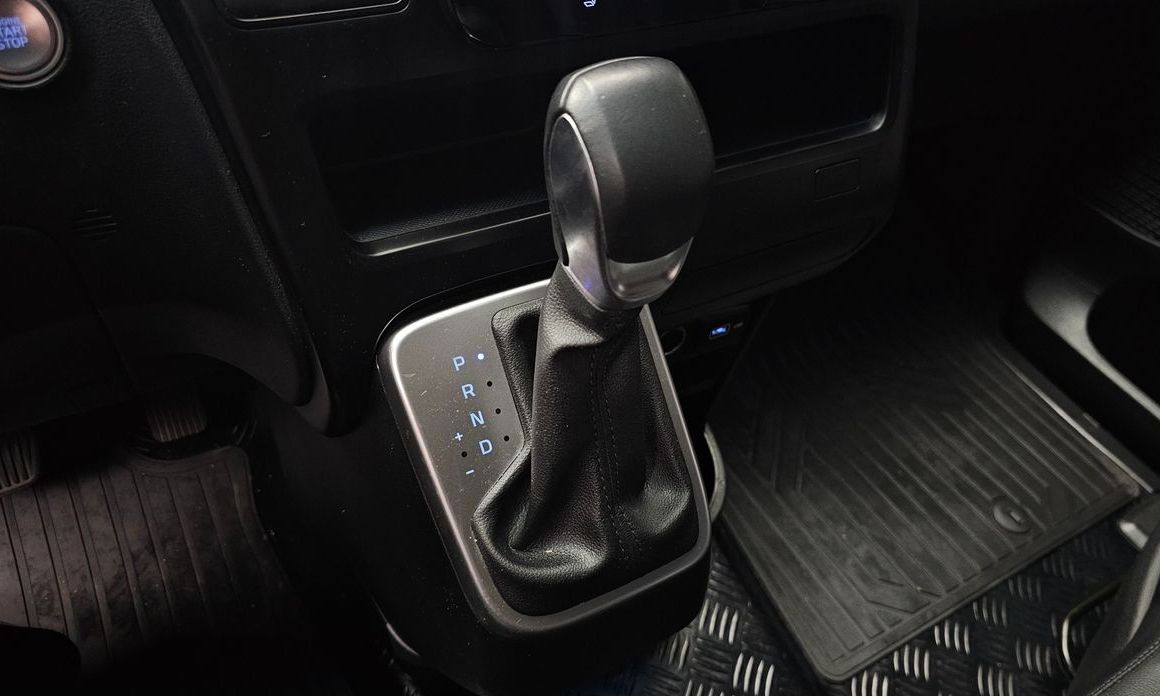 Hyundai Staria 2023