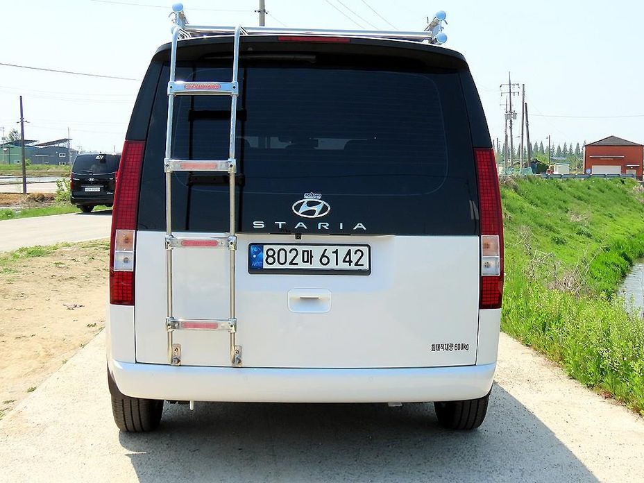 Hyundai Staria 2022