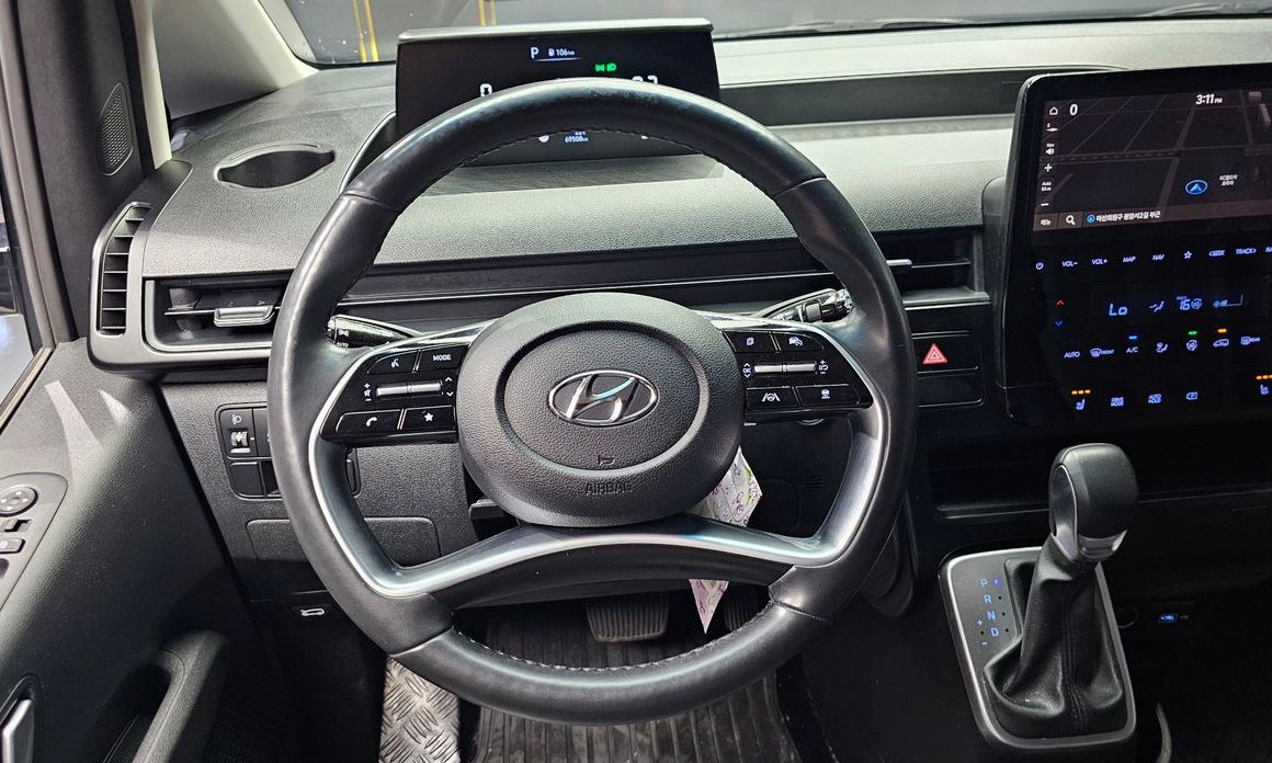 Hyundai Staria 2023