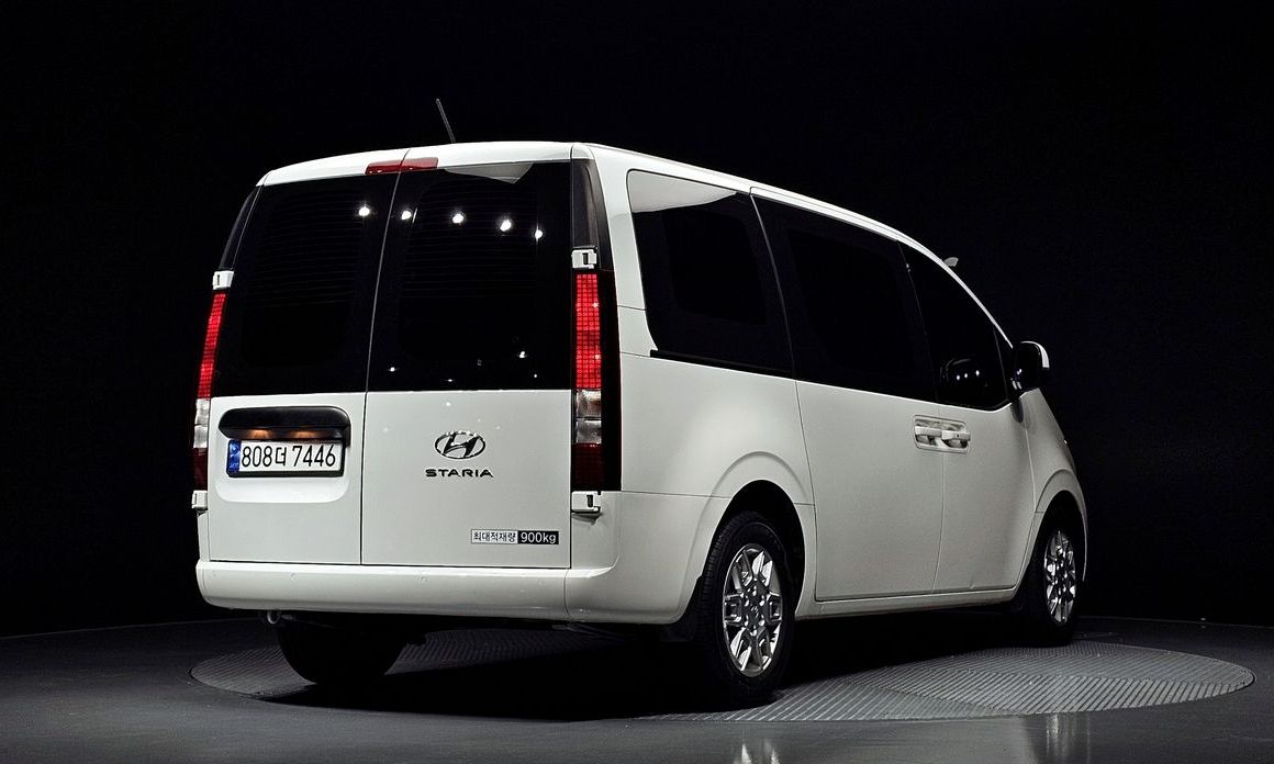 Hyundai Staria 2023