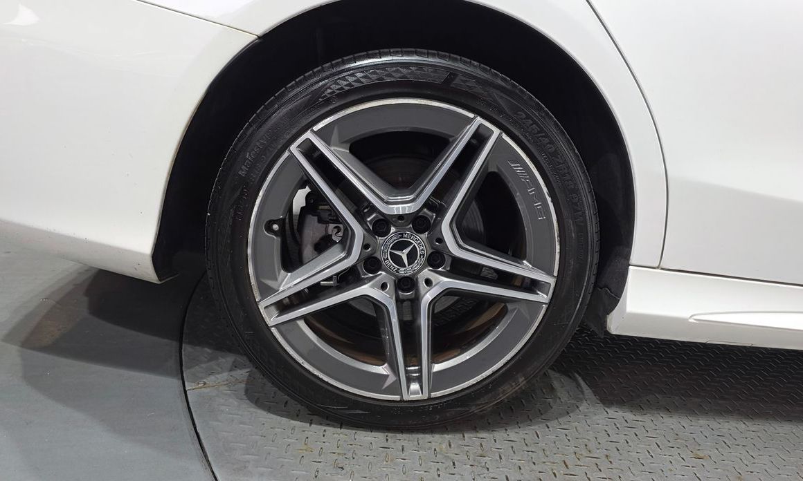 Mercedes-Benz C-Class 2019