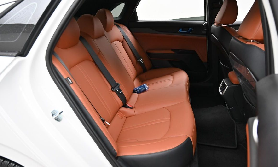 Kia K5 2025