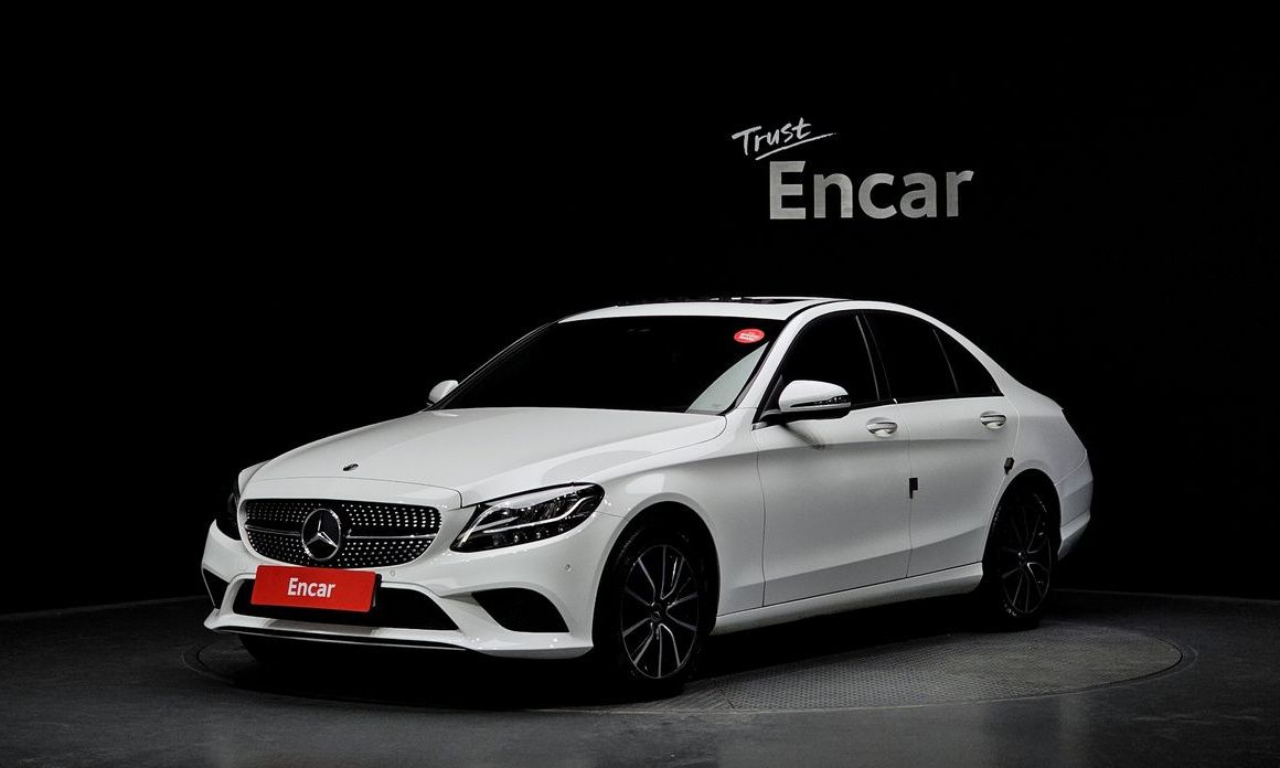 Mercedes-Benz C-Class 2020