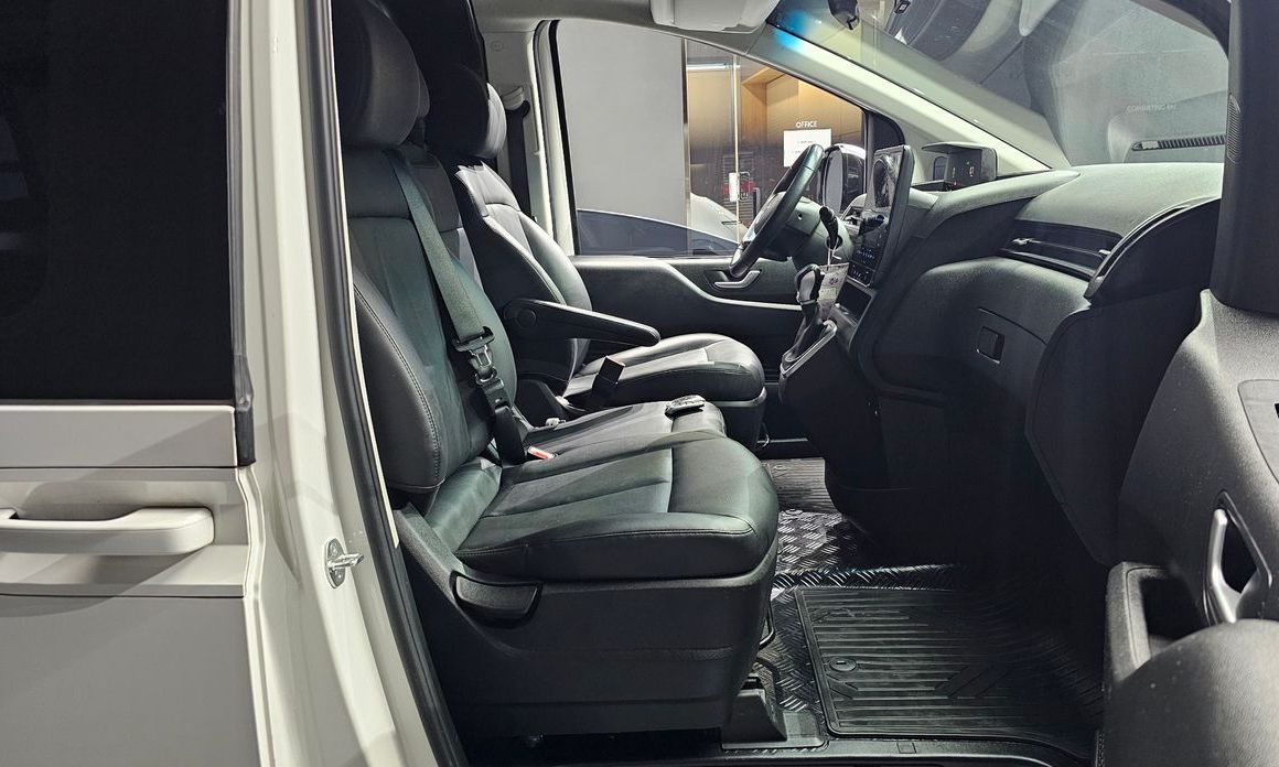 Hyundai Staria 2023