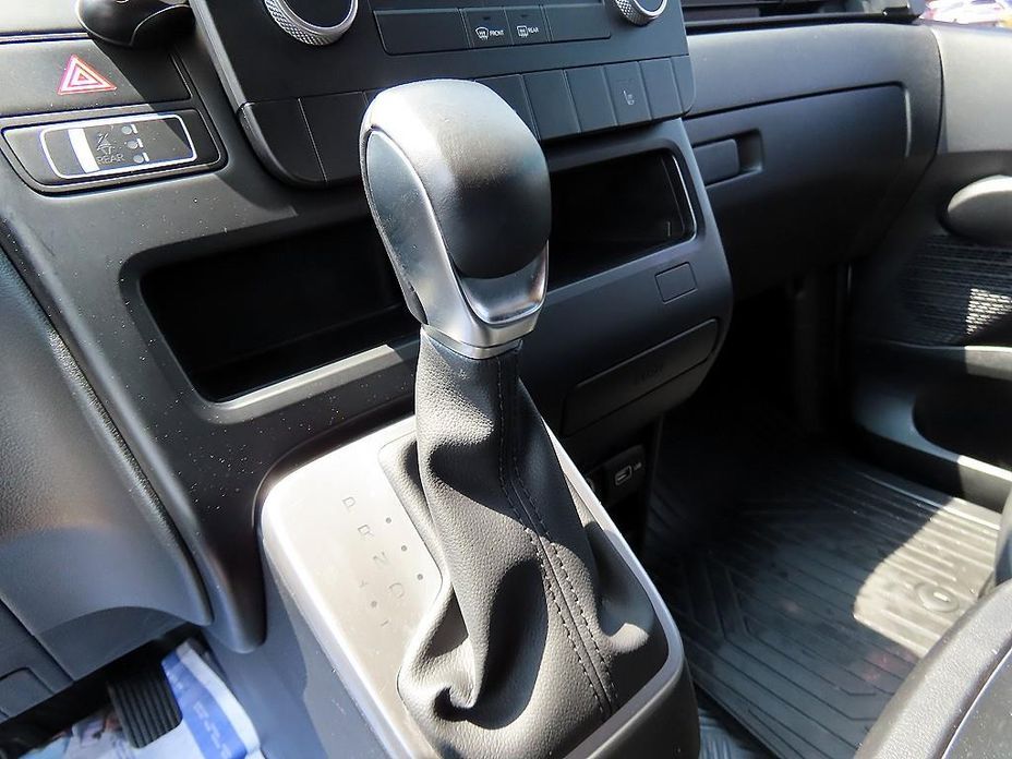 Hyundai Staria 2022