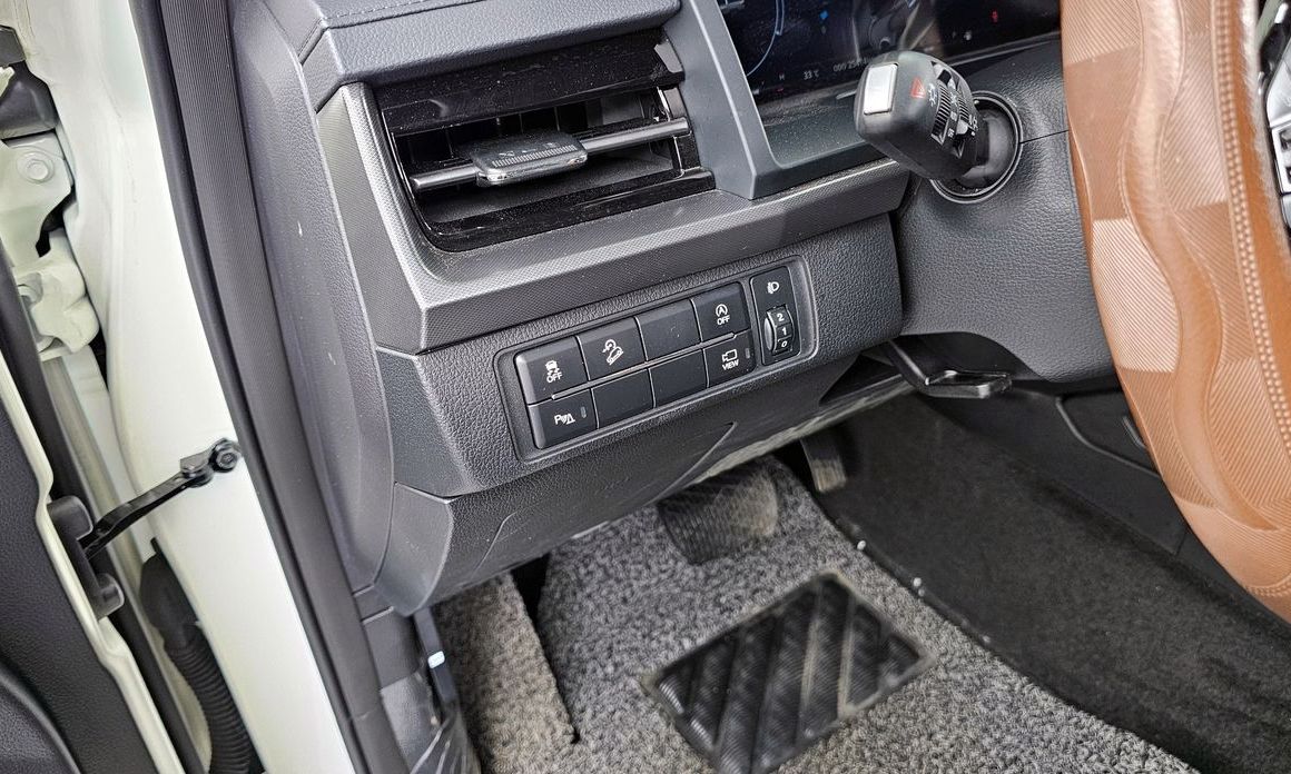 KG_Mobility_Ssangyong Rexton 2024