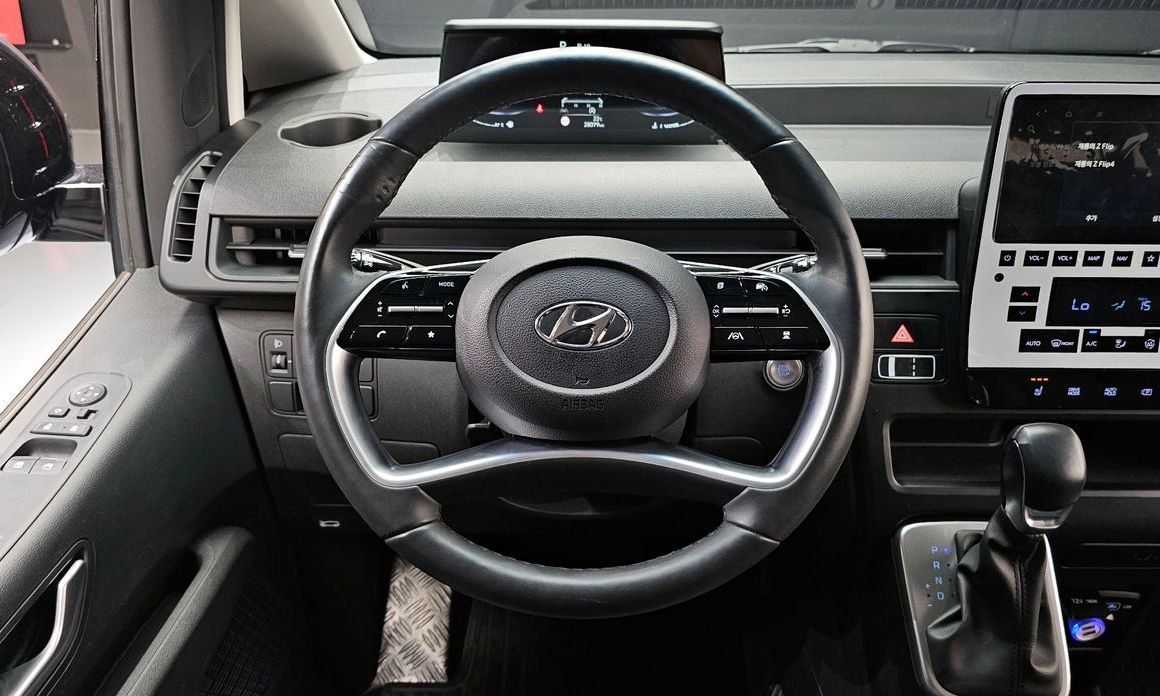 Hyundai Staria 2023