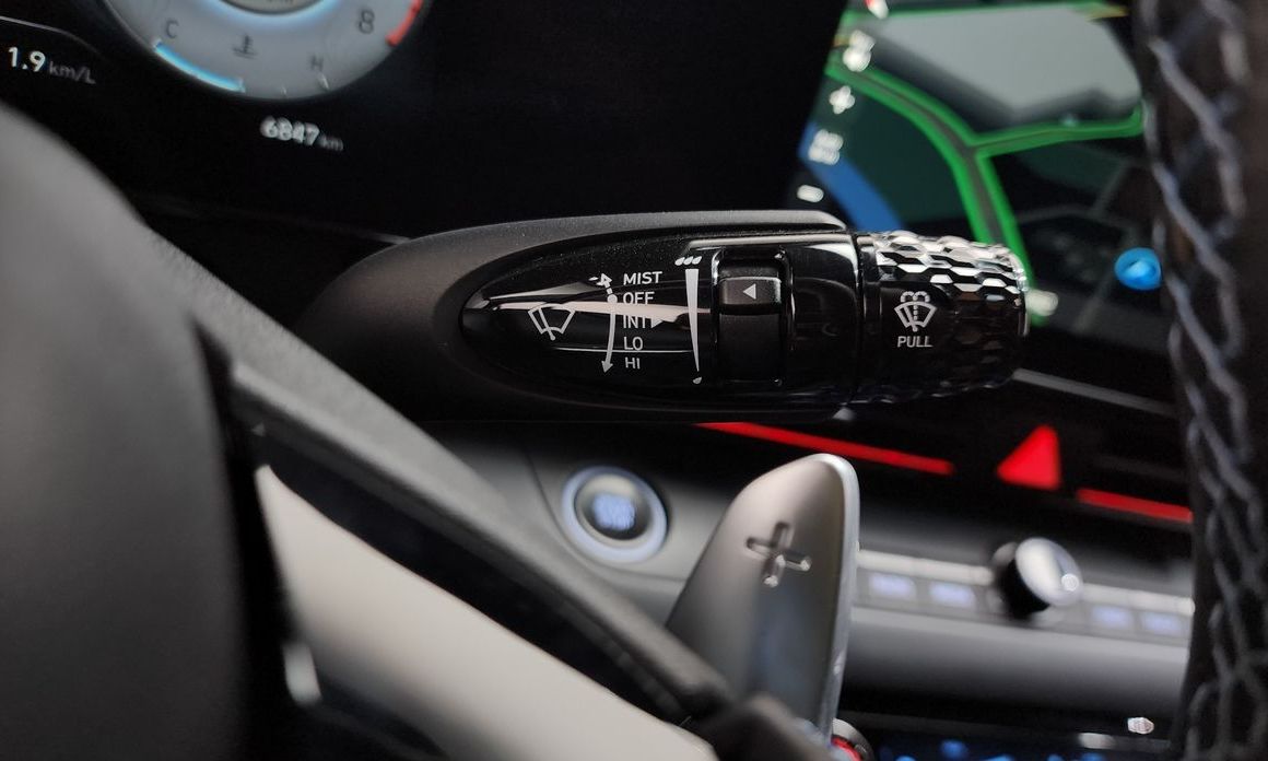 Hyundai AVANTE 2024