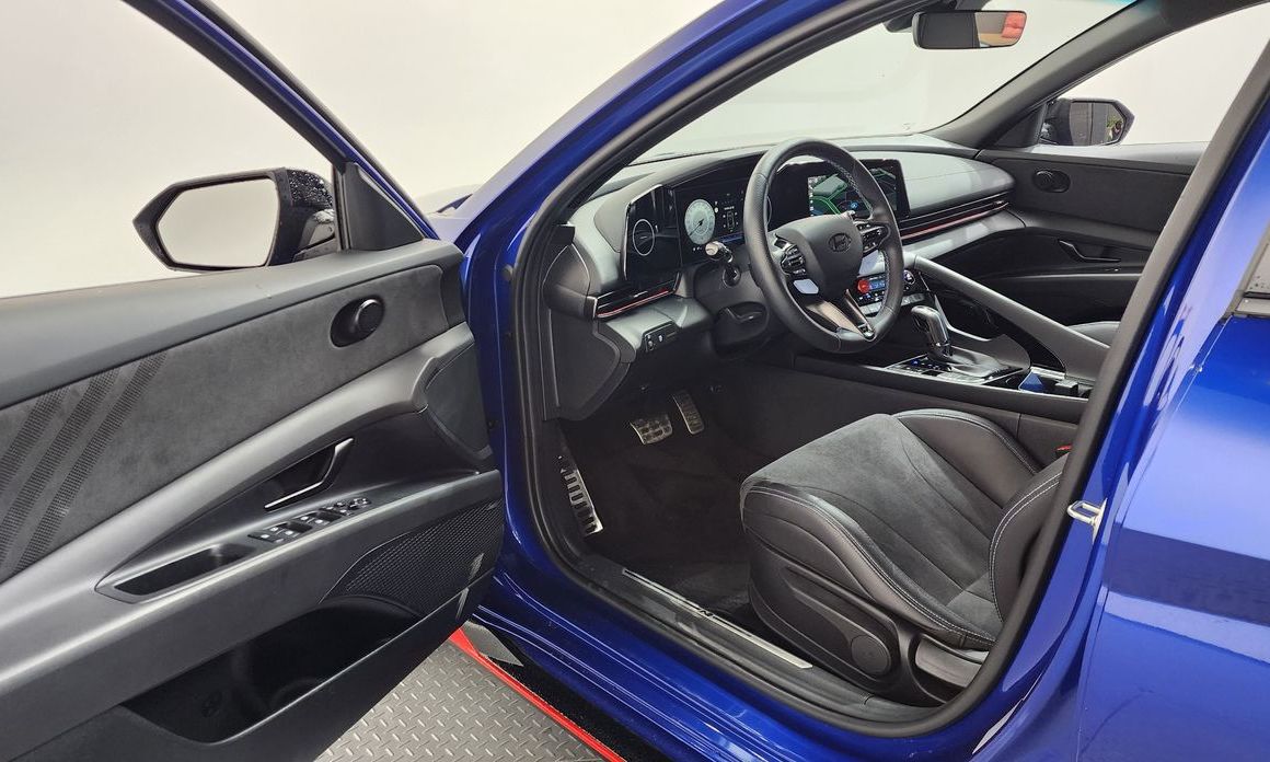 Hyundai AVANTE 2024