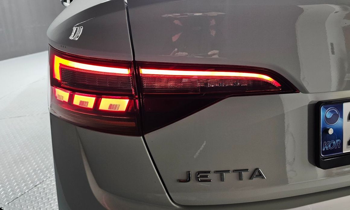 Volkswagen Jetta 2023