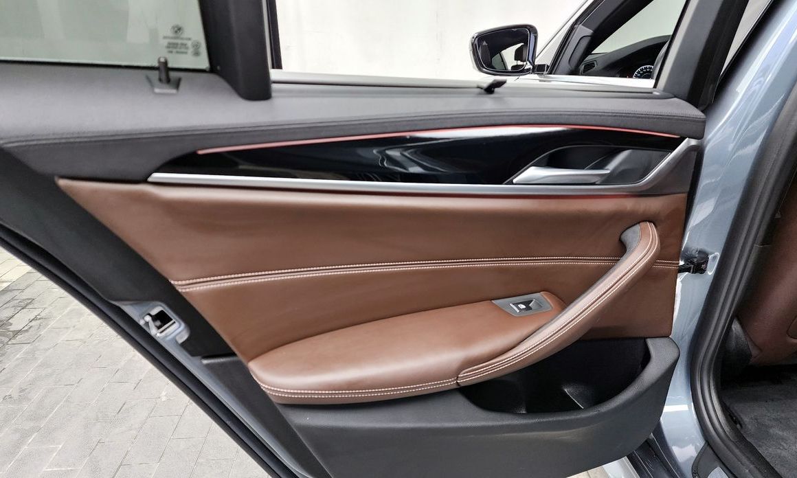 BMW 5-Series 2019