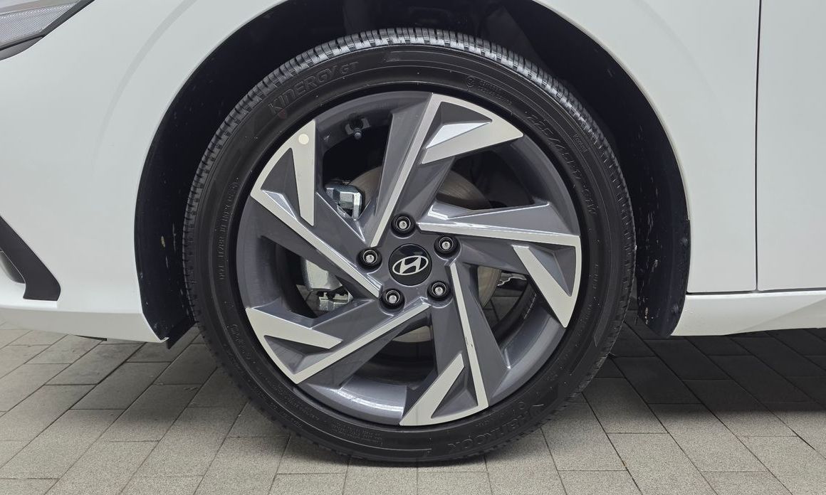 Hyundai AVANTE 2026