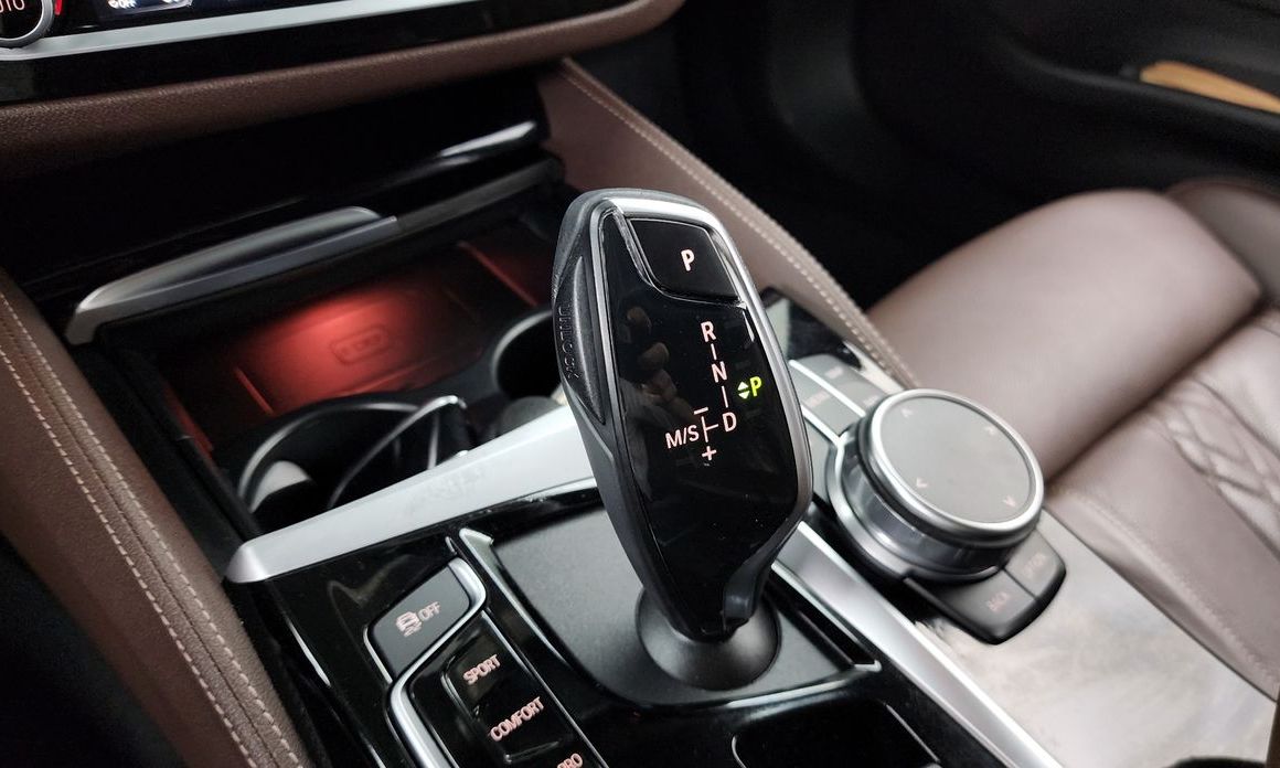 BMW 5-Series 2019