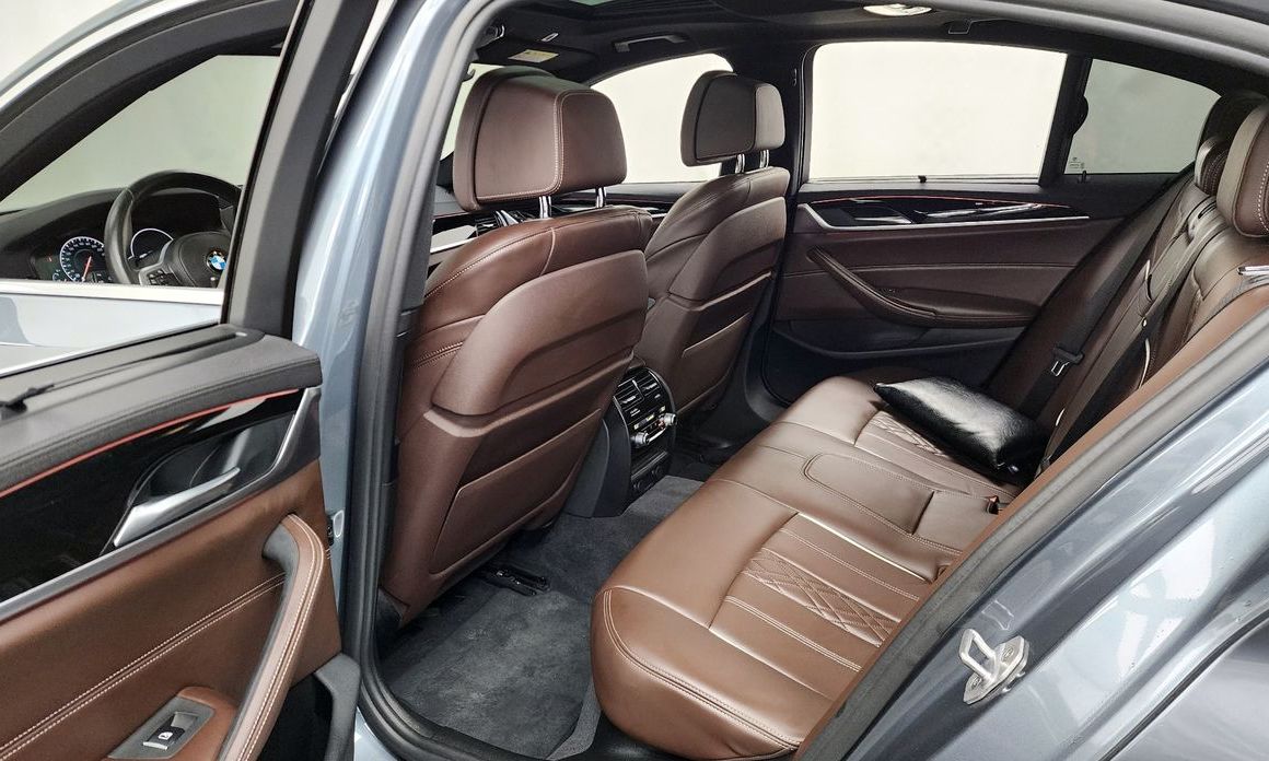 BMW 5-Series 2019