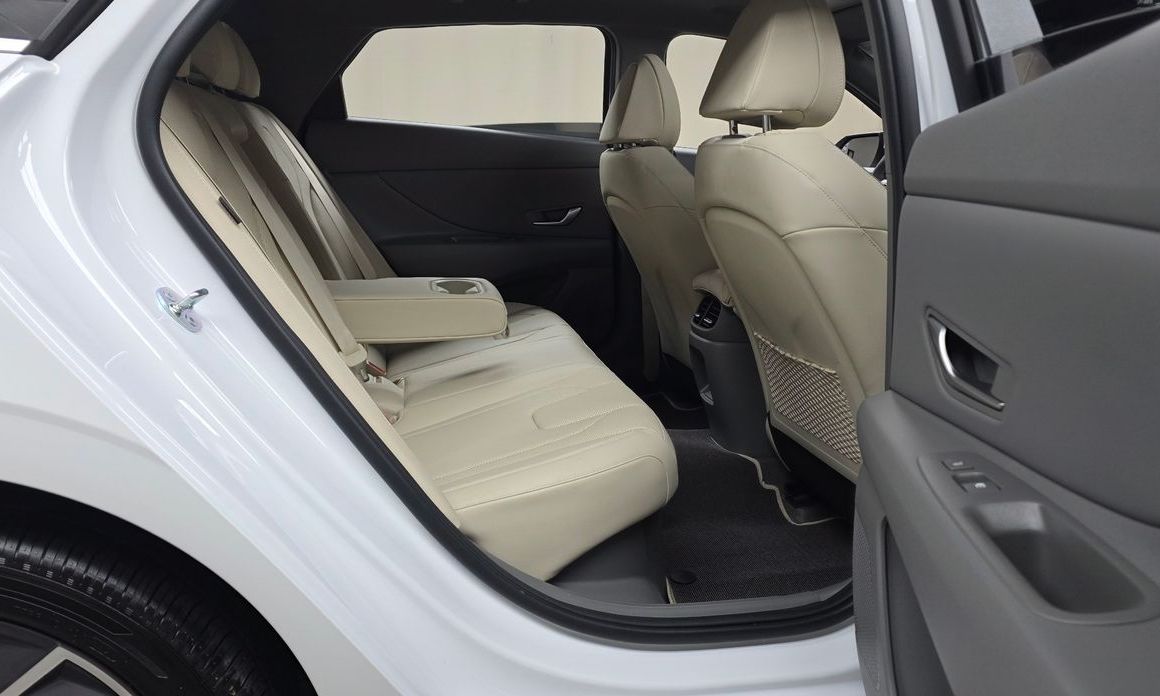 Hyundai AVANTE 2026
