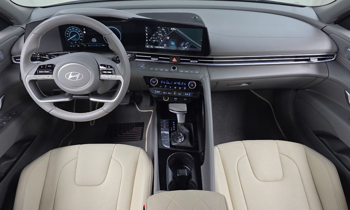 Hyundai AVANTE 2026