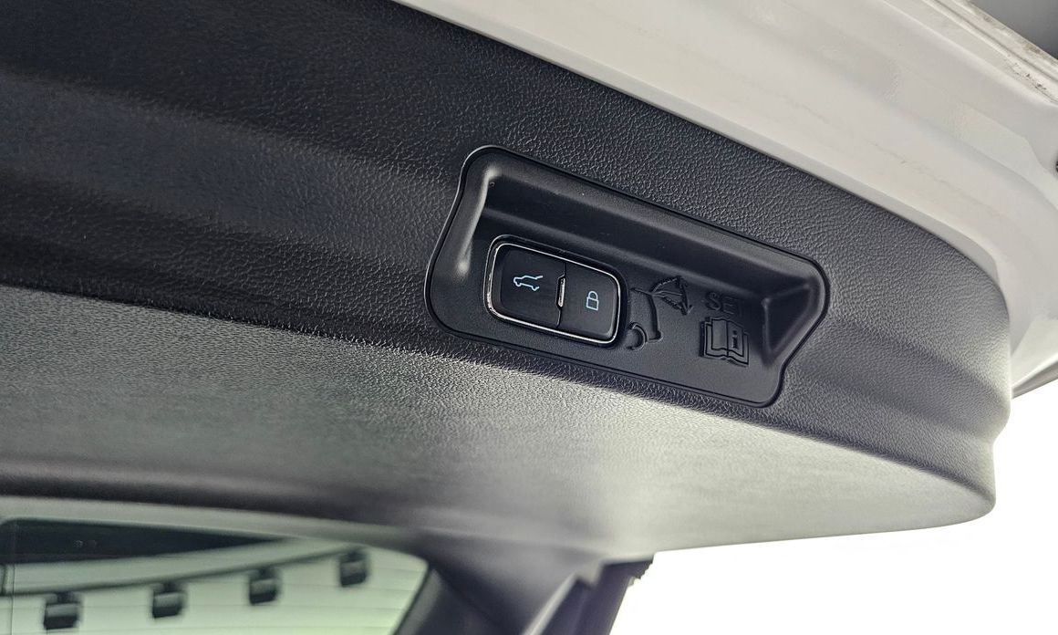 Ford Explorer 2023