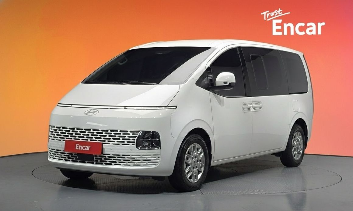 Hyundai Staria 2025