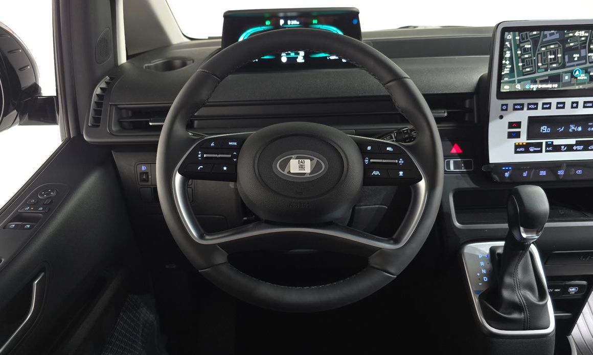 Hyundai Staria 2025
