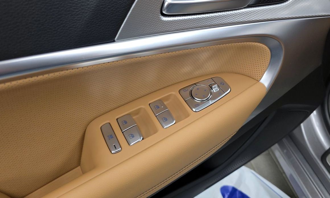 Genesis G70 2025