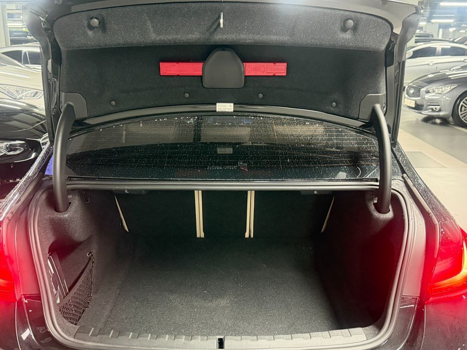 BMW 3-Series 2023